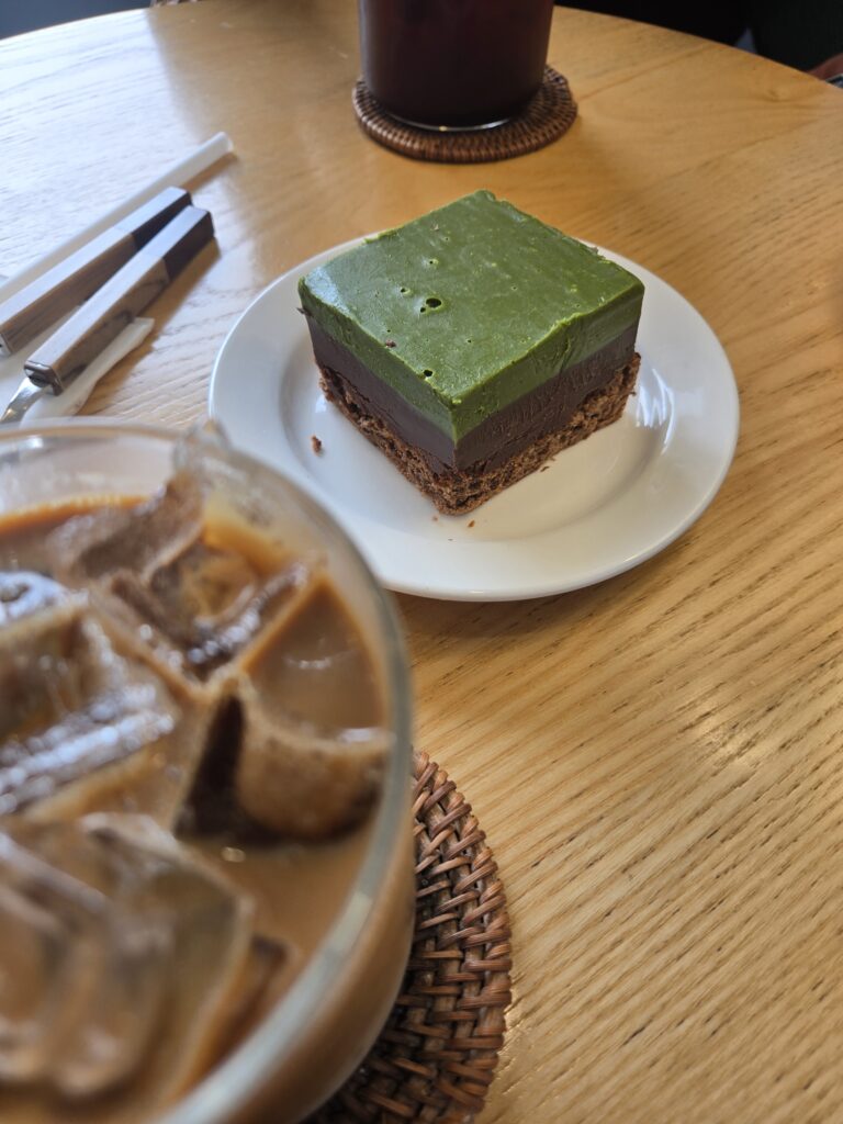 Bingshang Longyan, a rich chocolate mousse cake inspired by Chinese desserts at Ruver Coffee.